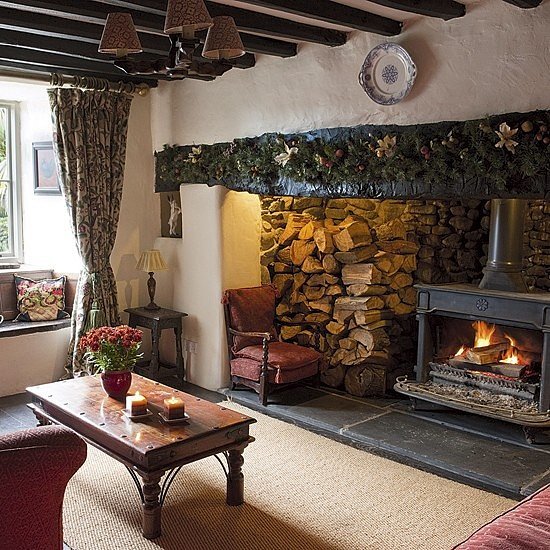 Living-room-fireplace-country-Country-Homes--Interiors